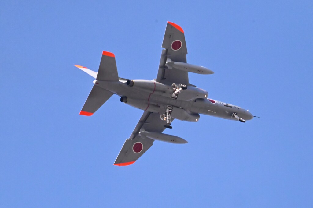 自衛隊・練習機(T4)