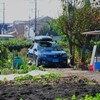 菜園・道具小屋周辺と愛車