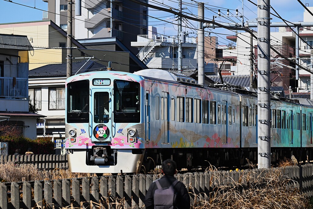 冬晴れ沿線・西武新宿線・52席の至福（リアビュー）