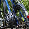 ヘルメットは自転車のカギと一緒に・・