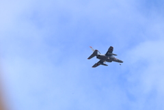K川上空・自衛隊機(T-4練習機76-5755）