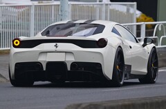 フェラーリ　458スペシャル