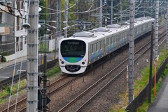 若葉沿線・疾風のごとく走るスマイルちゃん