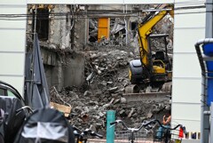 街中の解体現場
