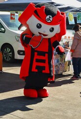 東村山でゆるキャラ祭り (ポールスター・よしくん)