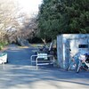 多摩湖堤防下の狭山公園