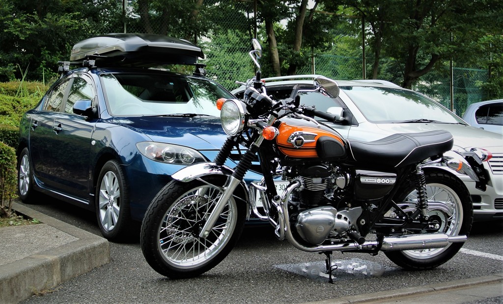 kawasaki・W800購入以来初めてのワックス掛け
