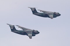菜園上空・C-1輸送機（機体記号030・031編隊） 
