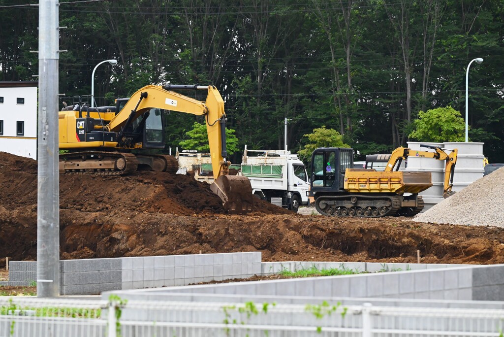 K川沿道脇・宅地造成
