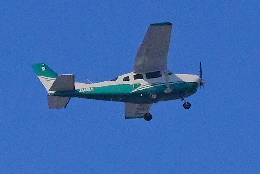 都内S川上空・共立航空撮影（ セスナ 206 JA45KA）