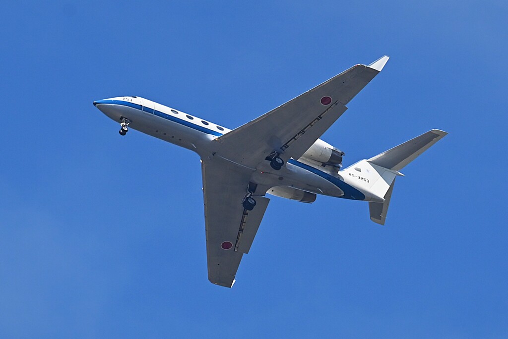 菜園上空・自衛隊機（U-4多用途支援機）