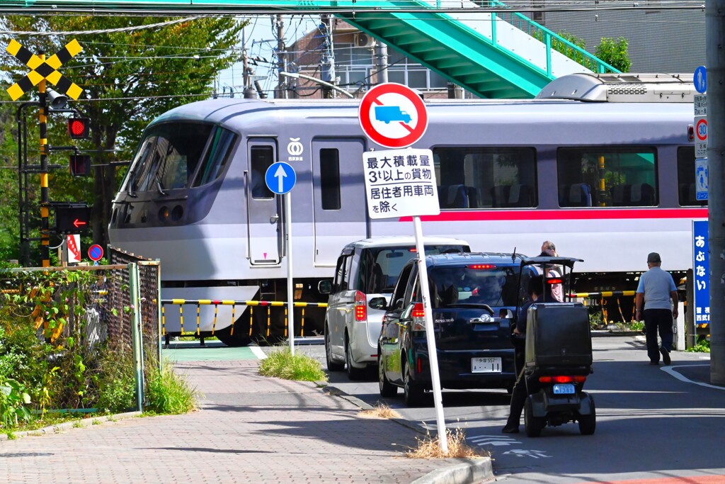 西武鉄道・レッドアロー