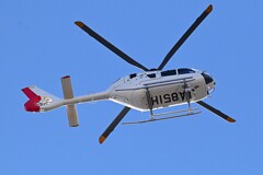 用水路上空・この日も定刻飛行のドクターヘリ
