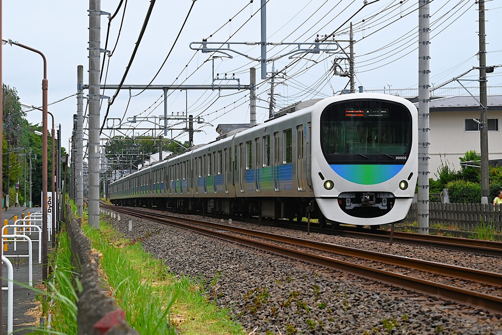立秋沿線・西武鉄道、3000系（スマイルちゃん）が行く