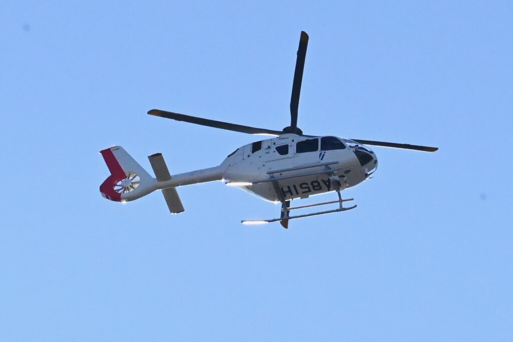 用水路上空・BK117