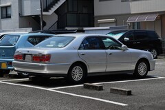 TOYOTA・クラウン（グランドサルーン）