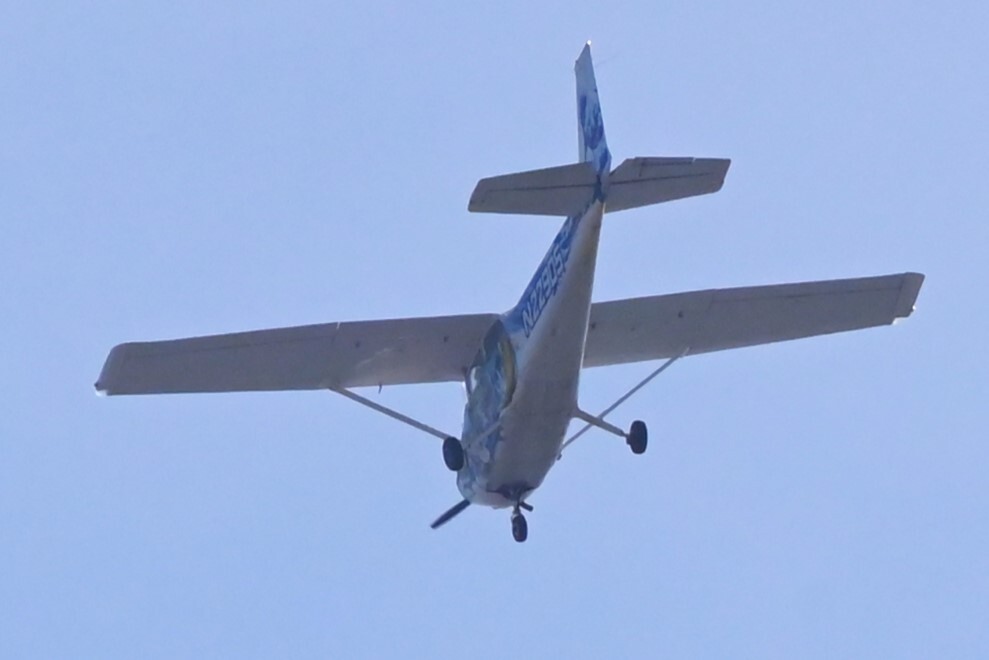 都内S川上空・Cessna 172M 