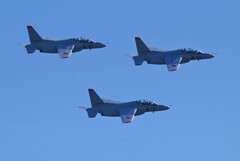 菜園上空・T-4練習機（3機編隊）