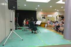 福祉センター・アコーディオンの演奏会