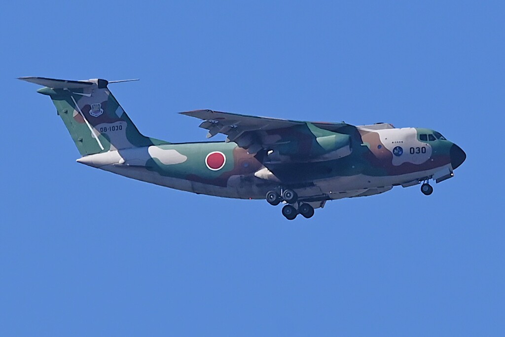 KR園上空・自衛隊機（C-2輸送機）