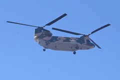 K川上空・自衛隊機（CHー47チヌーク）