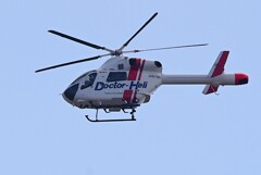 菜園上空・朝日航洋ドクターヘリMD902 (JA6790)