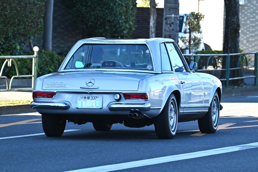 ベンツ250SL・AUTOMATIC