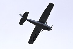 Ｋ川上空・朝日航空 Cessna 172 (JA4115)