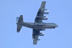 Ｋ川上空・C-130ハーキュリーズ
