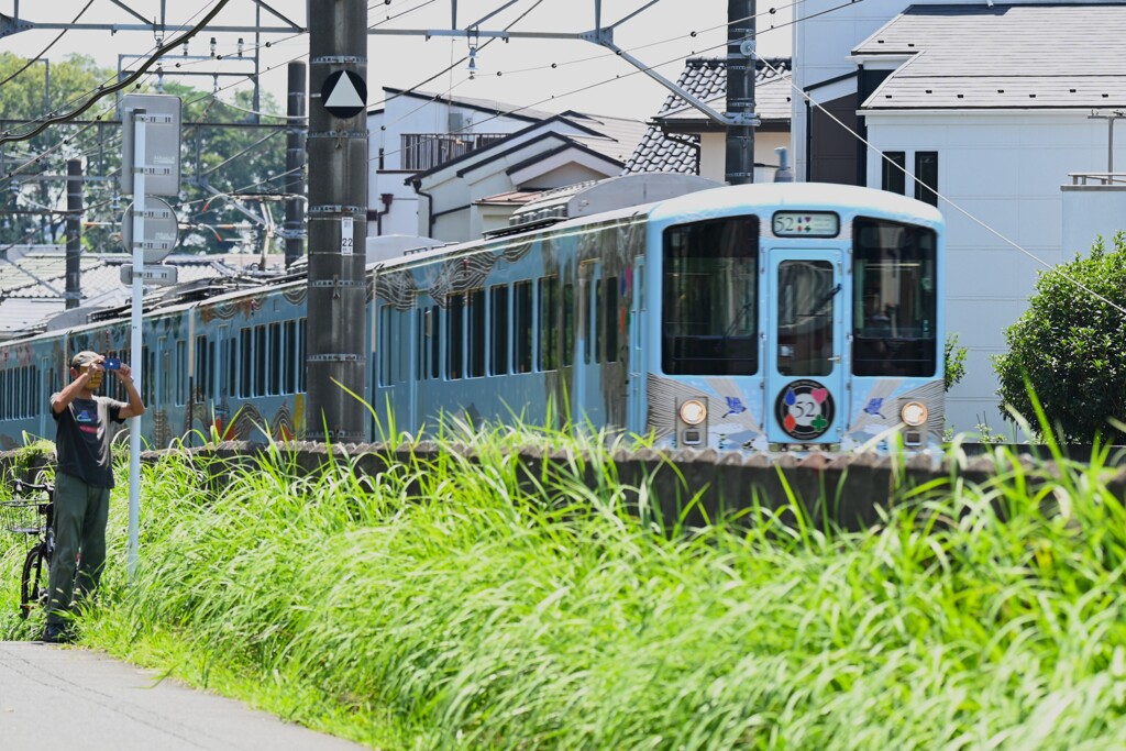 撮り鉄沿線・旅するレストラン52席の至福