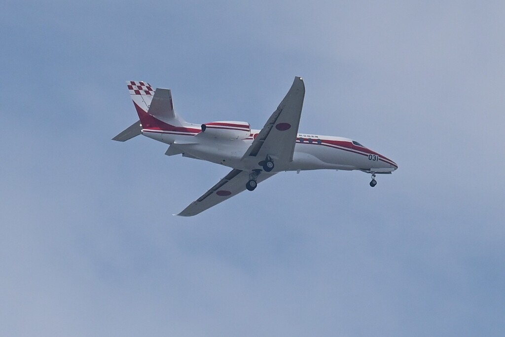 K川上空・航空自衛隊飛行点検機U-680A