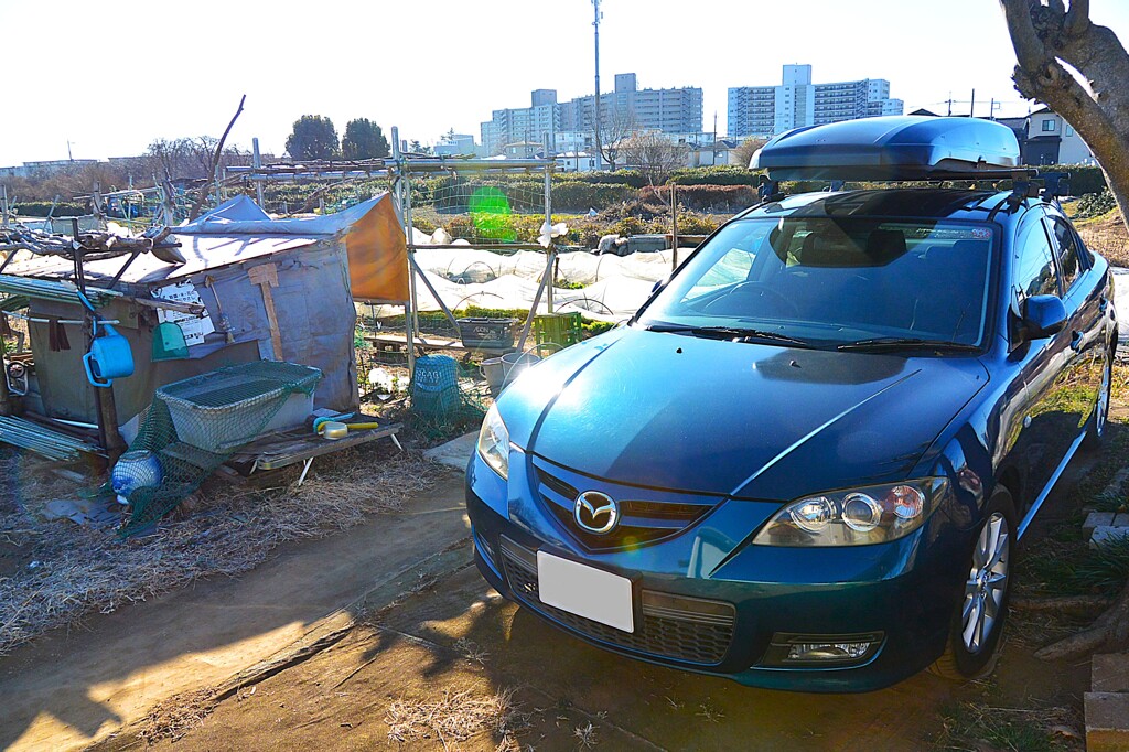 菜園・道具小屋と愛車