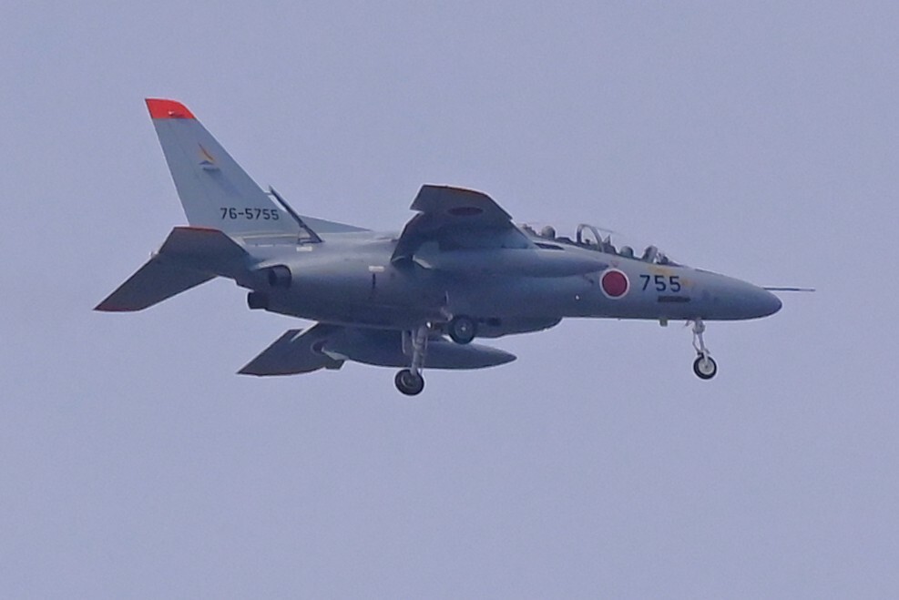K川上空・自衛隊機（T-4練習機76－5755）