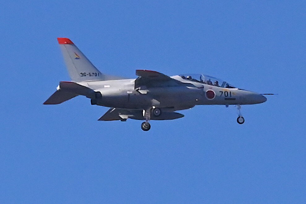 K川上空・自衛隊機（T-4練習機36－5701）