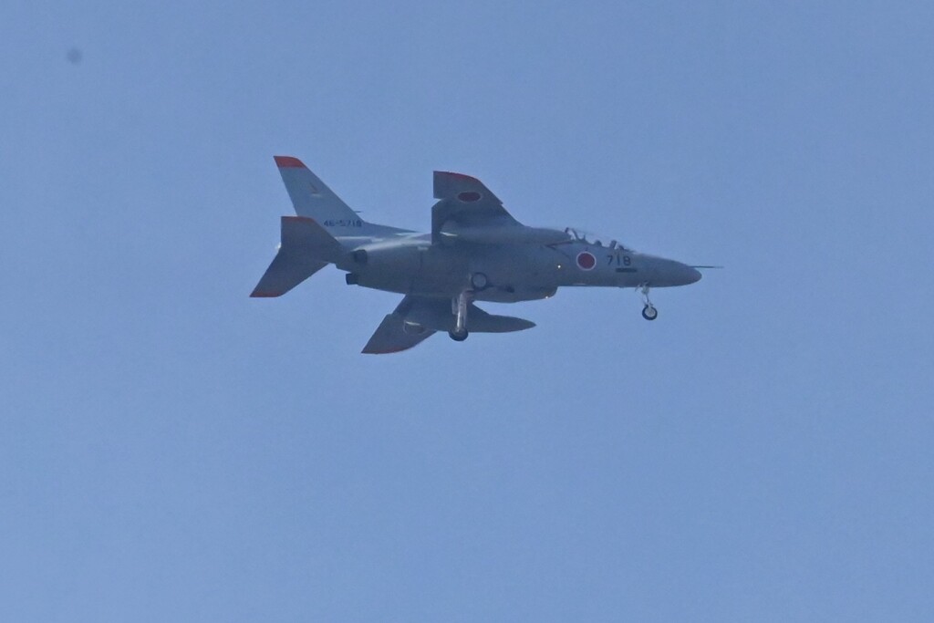 Ｋ川上空・T‐4練習機