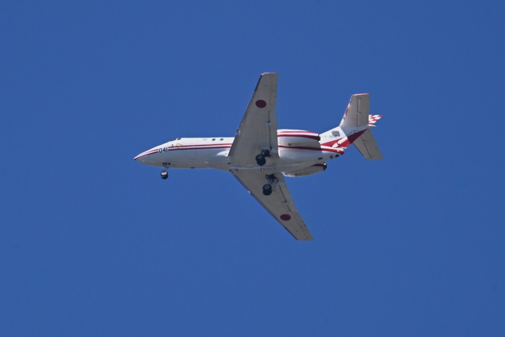 菜園・自衛隊機（U-680A）