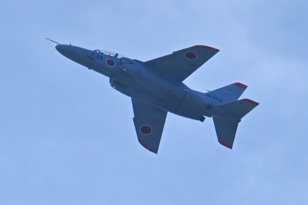 菜園上空・T-4練習機