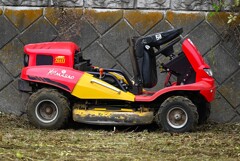 乗用草刈機 2WD キャニコム ロータリーモア HEYまさお CM2403HC