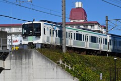 Ｋ川中流域・西武国分寺線8000系サステナ車両走る