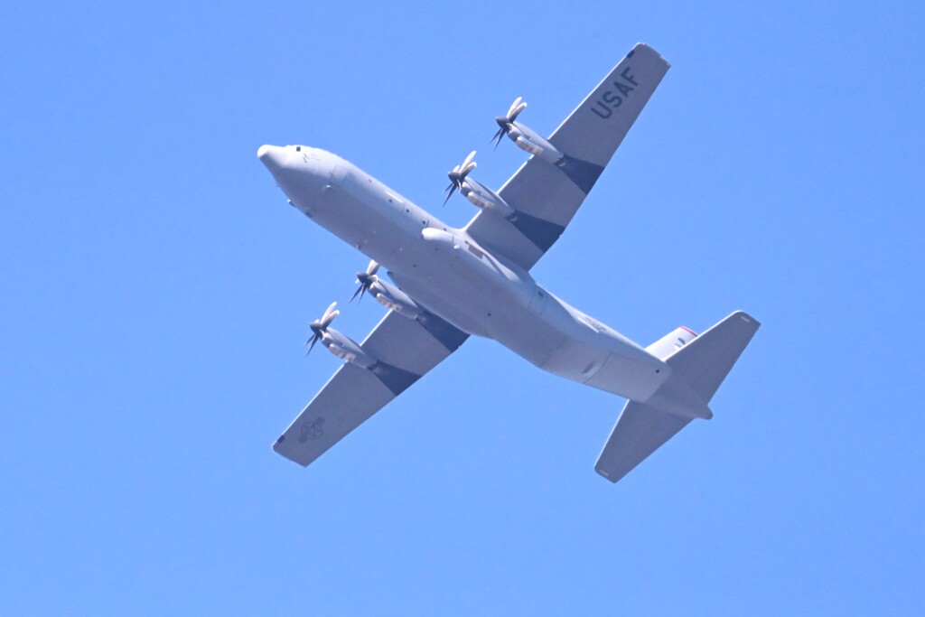 アメリカ空軍機・ ロッキードマーティンC-130J『スーパーハーキュリー』