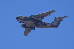 菜園上空・ C-1輸送機