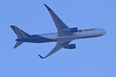 菜園上空・アトラス航空（ボーイング）