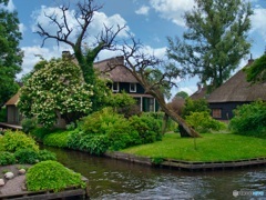 オランダ　茅葺屋根の村