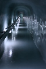 氷の廊下