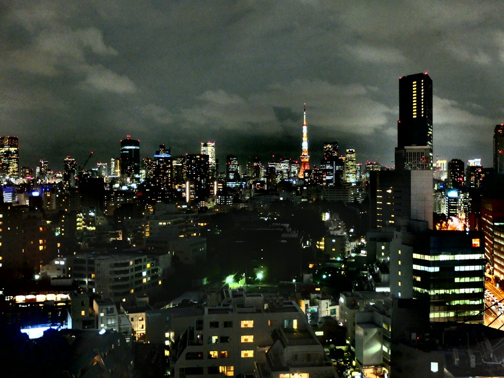 東京