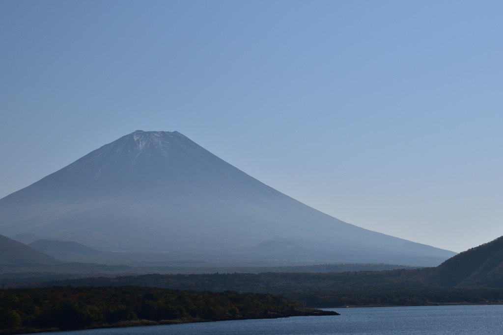 本栖湖からの富士山