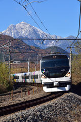 甲斐駒ヶ岳を背景に　２