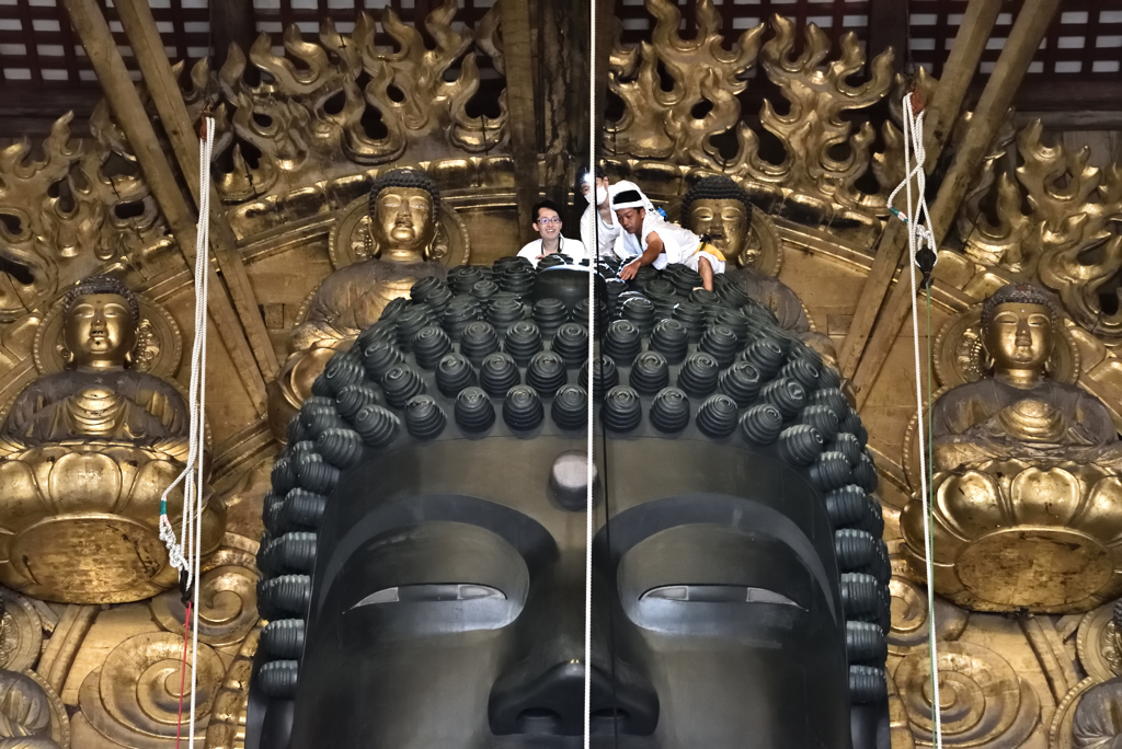 大仏さまのお身拭い（６）