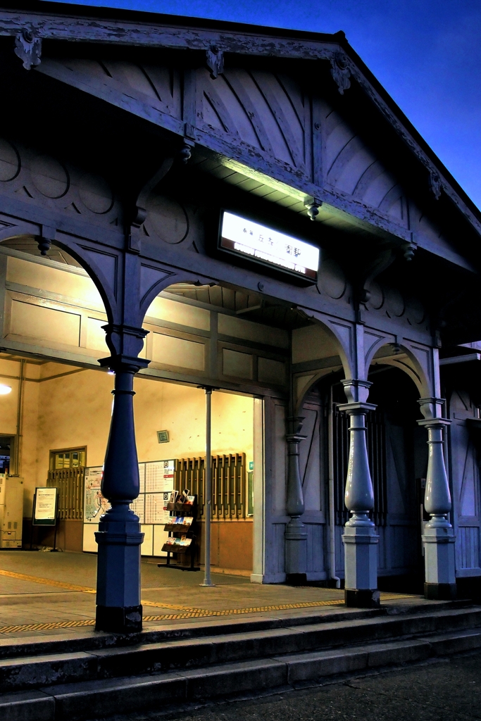 浜寺公園駅駅舎