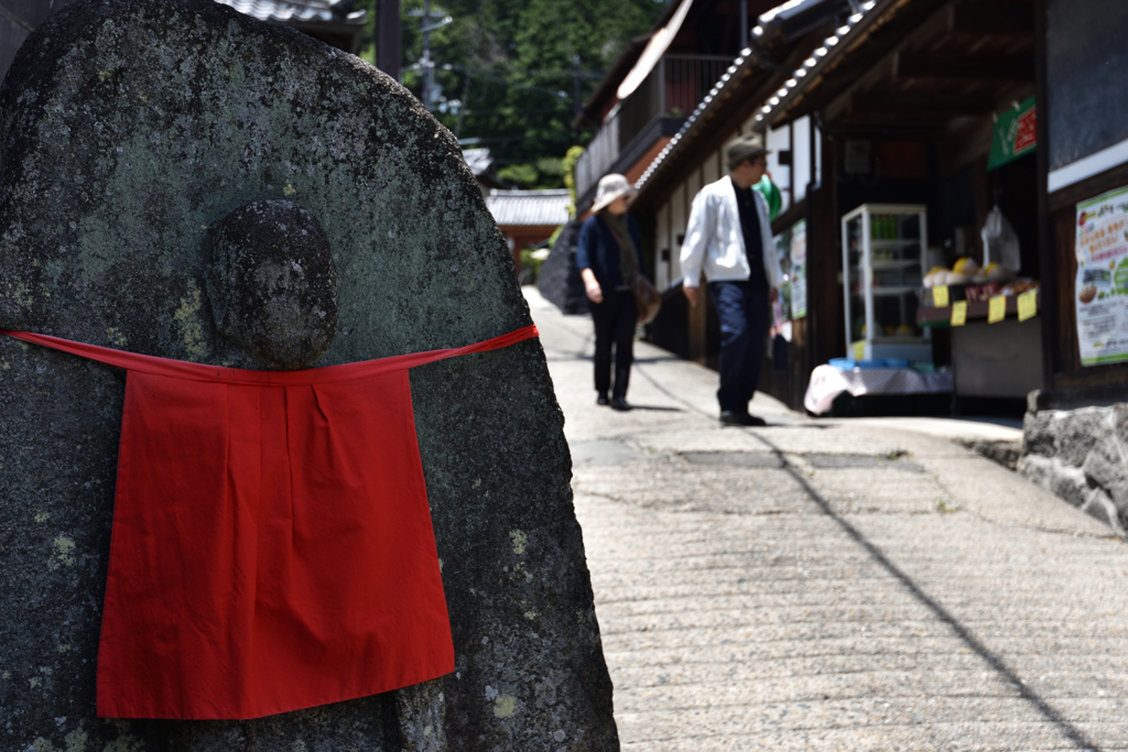 あじさい寺の参道（１）